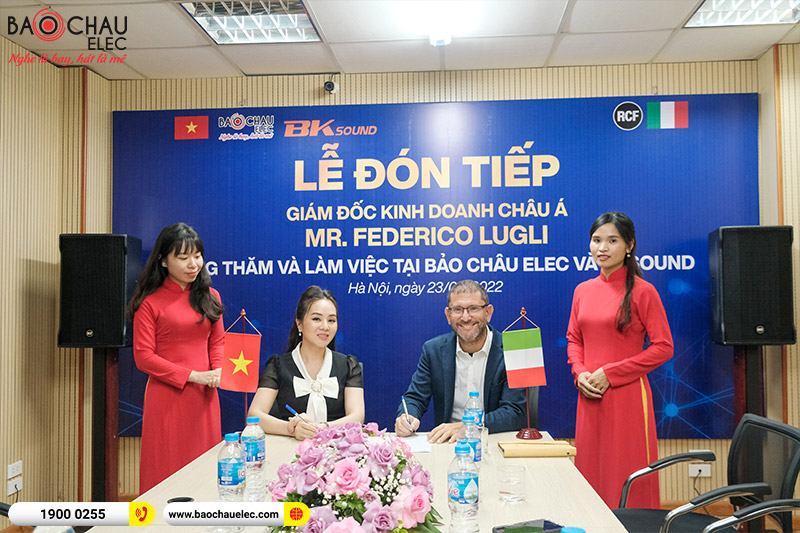 Gi&aacute;m đốc khu vực Ch&acirc;u &Aacute; Mr.Federico Lugli sang thăm v&agrave; l&agrave;m việc tại Bảo Ch&acirc;u Elec