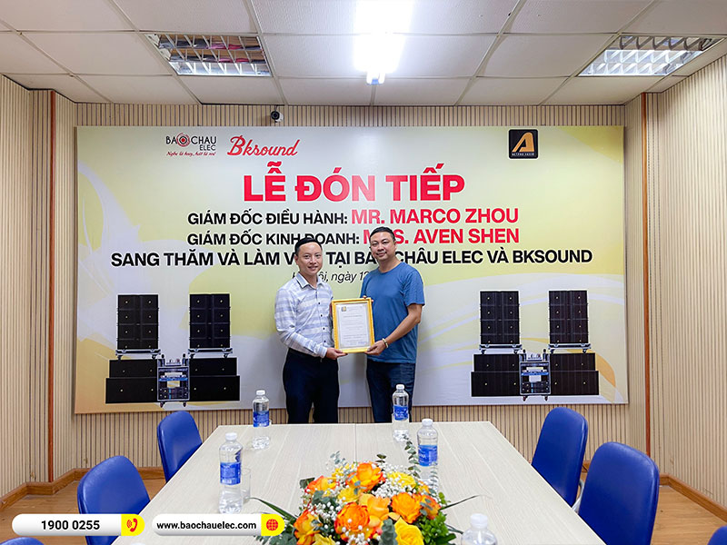 L&atilde;nh đạo Actpro Mr. Marco Zhow, Mrs. Aven Shen sang thăm v&agrave; l&agrave;m việc tại Bảo Ch&acirc;u Elec