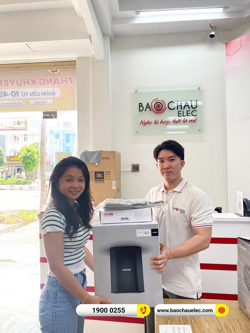 hình ảnh khách hàng mua loa bluetooth tại Bảo Châu Elec