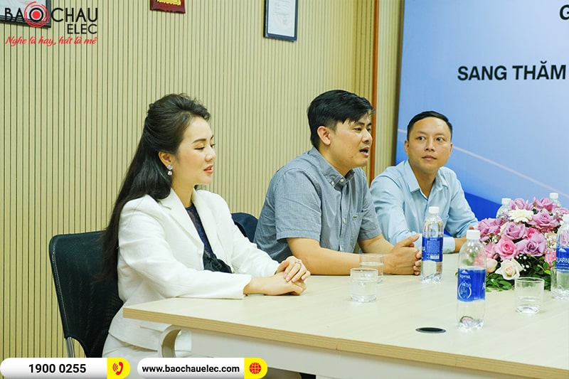 Giám Đốc Alto Professional khu vực Châu Á Thái Bình Dương Mr. Mark Spies sang thăm và làm việc tại Bảo Châu Elec