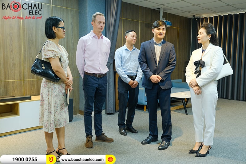 Giám Đốc Alto Professional khu vực Châu Á Thái Bình Dương Mr. Mark Spies sang thăm và làm việc tại Bảo Châu Elec