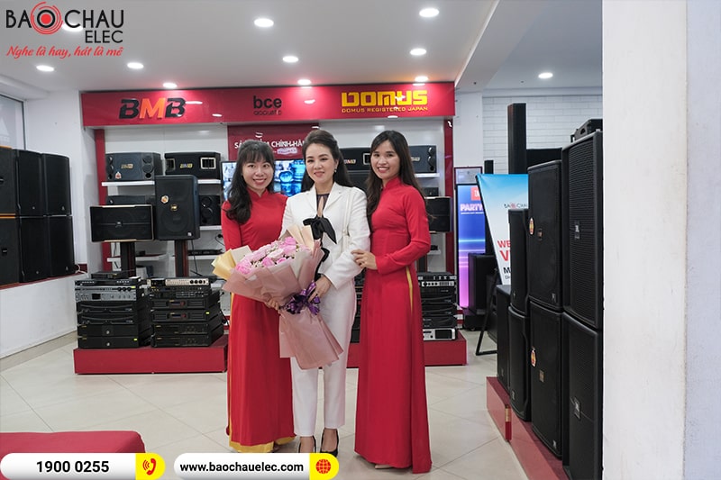 Giám Đốc Alto Professional khu vực Châu Á Thái Bình Dương Mr. Mark Spies sang thăm và làm việc tại Bảo Châu Elec