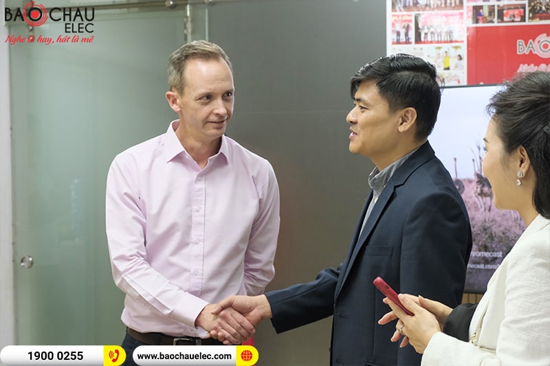 Giám Đốc Alto Professional khu vực Châu Á Thái Bình Dương Mr. Mark Spies sang thăm và làm việc tại Bảo Châu Elec