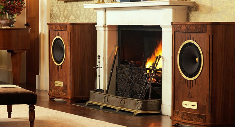 Loa Tannoy Revolution XT 6 thiết kế độc đ&aacute;o, ấn tượng
