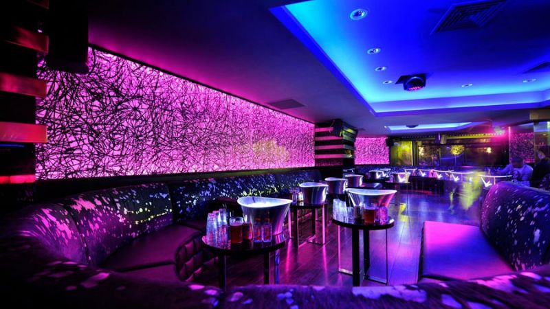 Mặt bằng qu&aacute;n bar