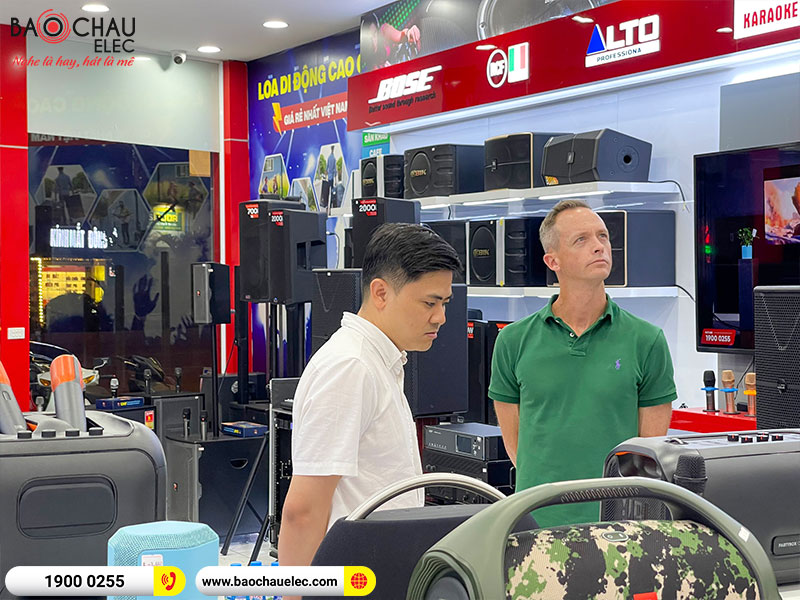 Đ&oacute;n tiếp Gi&aacute;m đốc Alto & Denon Professional khu vực Ch&acirc;u &Aacute; Th&aacute;i B&igrave;nh Dương Mr. Mark Spies sang thăm v&agrave; l&agrave;m việc tại Bảo Ch&acirc;u Elecv&agrave; BKSound. 