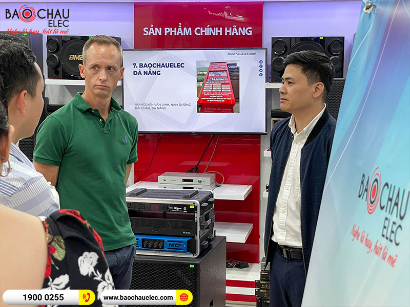 Đ&oacute;n tiếp Gi&aacute;m đốc Alto & Denon Professional khu vực Ch&acirc;u &Aacute; Th&aacute;i B&igrave;nh Dương Mr. Mark Spies sang thăm v&agrave; l&agrave;m việc tại Bảo Ch&acirc;u Elecv&agrave; BKSound. 