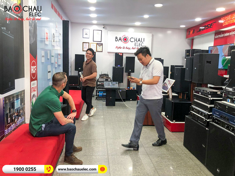 Giám đốc tập đoàn Inmusic Châu Á Thái Bình Dương Mr.Mark Spies tới thăm showroom 63 Phổ Quang – TPHCM 