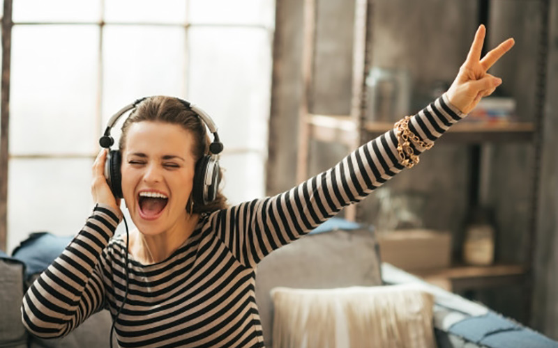 Tone giọng l&agrave; g&igrave;? X&aacute;c định tone giọng đơn giản để h&aacute;t karaoke hay