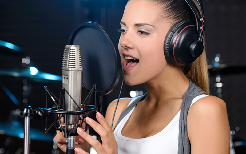 Tone giọng l&agrave; g&igrave;? X&aacute;c định tone giọng đơn giản để h&aacute;t karaoke hay