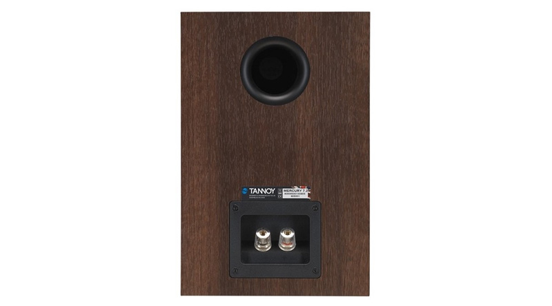 Cổng kết nối Loa Tannoy Mercury 7.2 nằm ở mặt sau