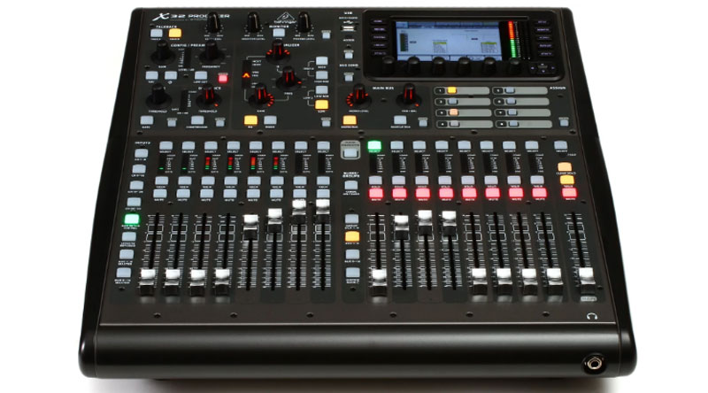 B&agrave;n mixer Behringer X32 Producer