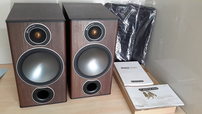 Loa Monitor Audio Bronze 2 cho chất âm sáng