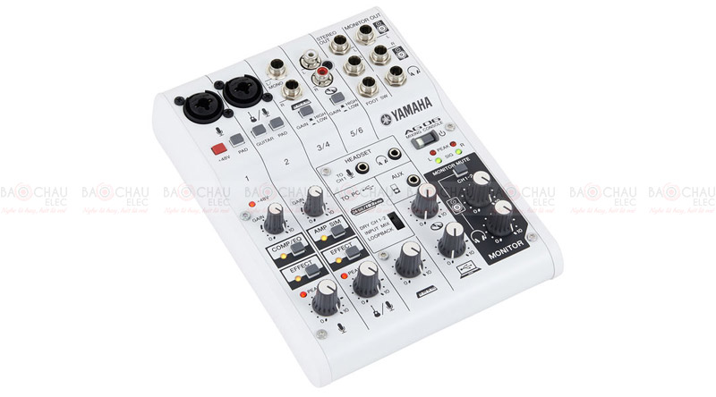 Bàn mixer Yamaha AG06