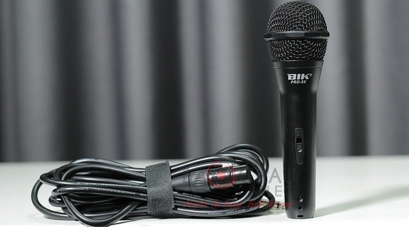 Micro c&oacute; d&acirc;y BIK Pro-8X thiết kế thoải m&aacute;i