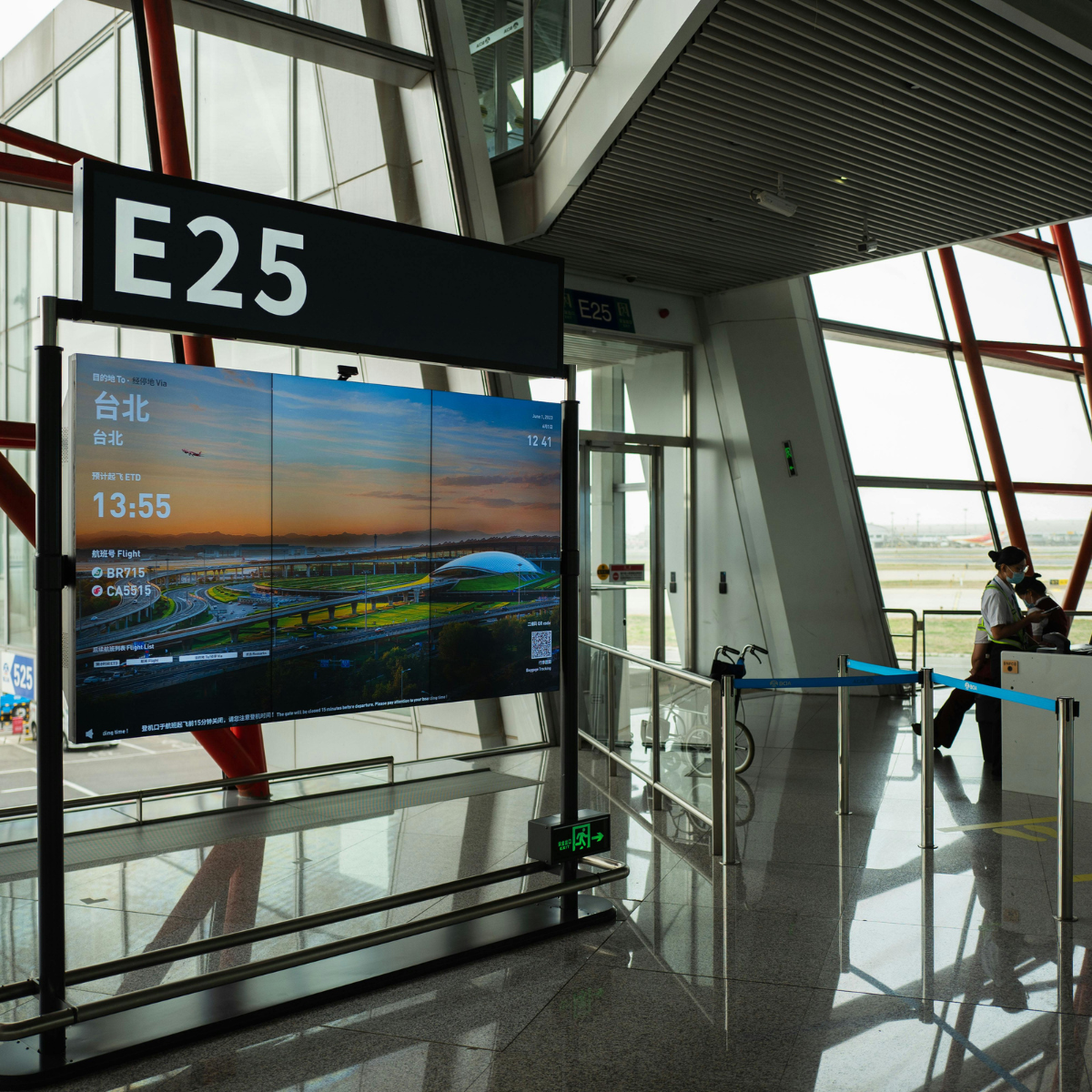 Bộ màn hình LED P3 trong nhà Longjoin diện tích 2.1m2 - Hình 2