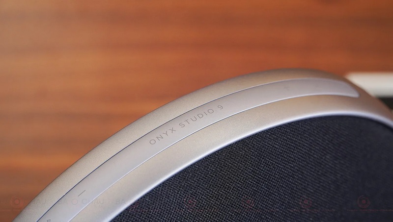 Loa Harman Kardon Onyx Studio 9