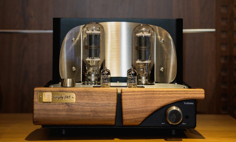 Amply đ&egrave;n Unison Research Simply 845