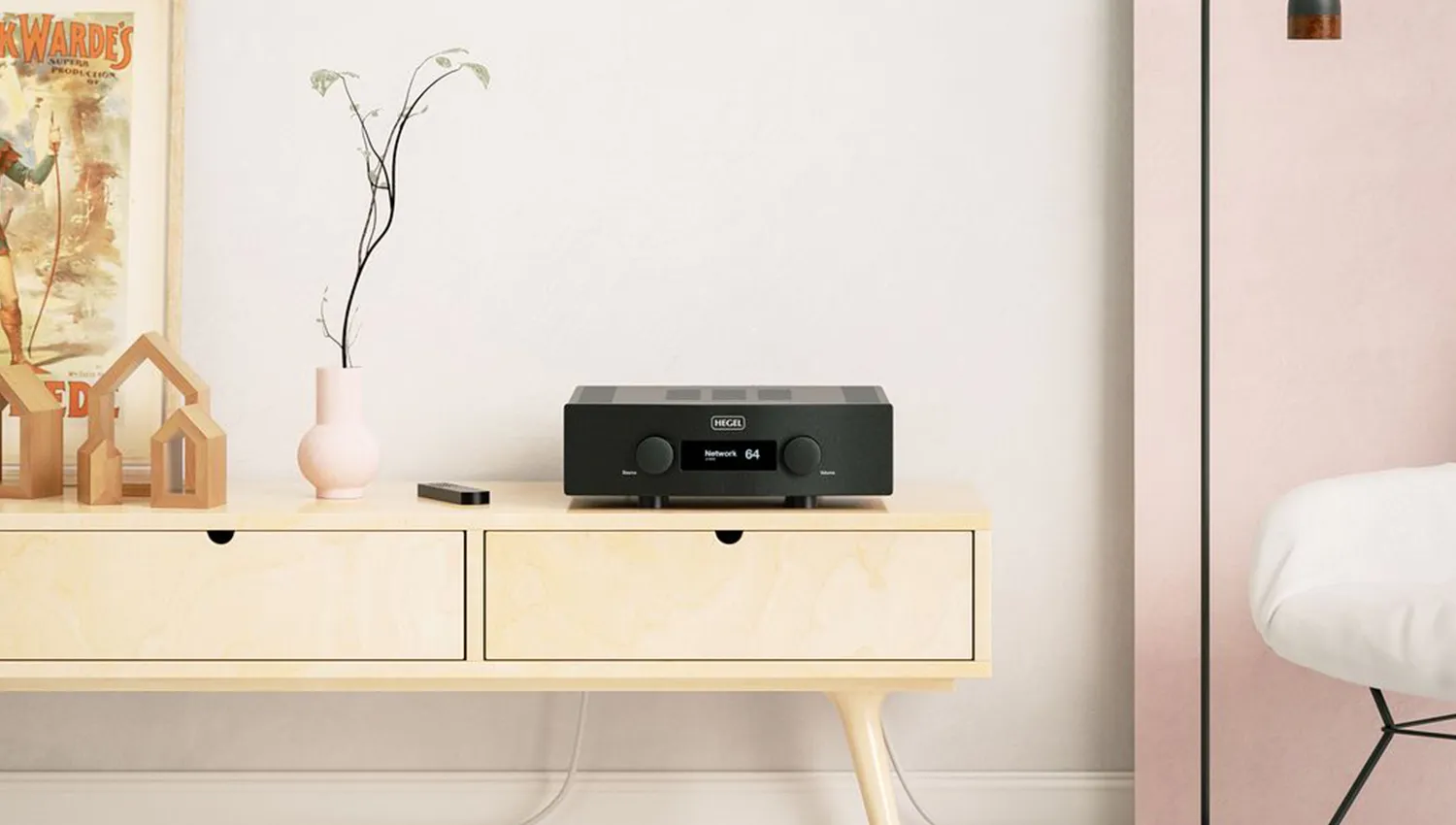 Amply Hegel H590 thực tế