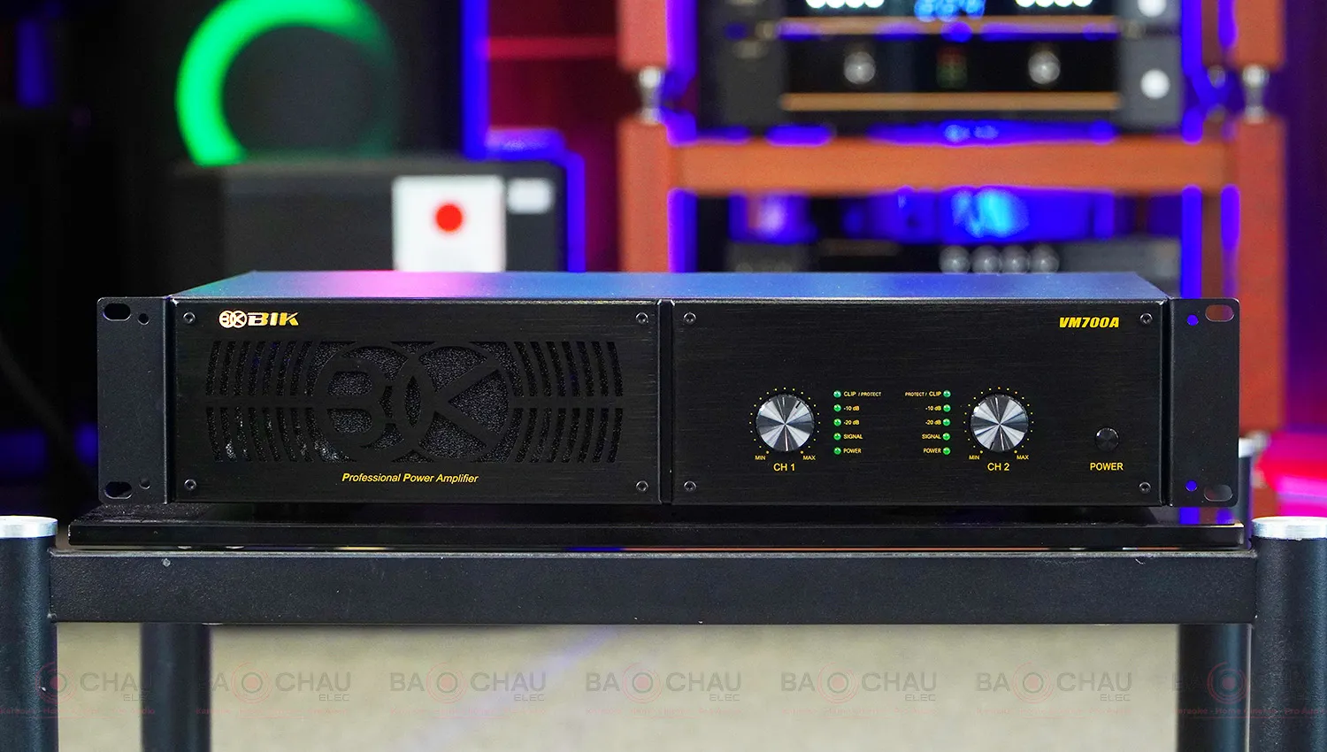 Cục đẩy công suất 2 kênh BIK VM700A