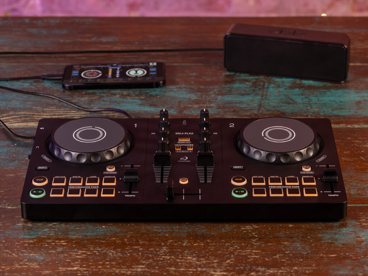 Bàn DJ AlphaTheta DDJ-FLX2