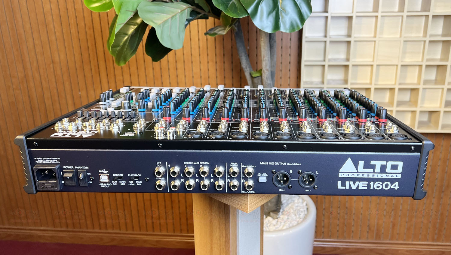 Bàn Mixer Alto Live1604 (Mixer Analog,16kênh/4bus)