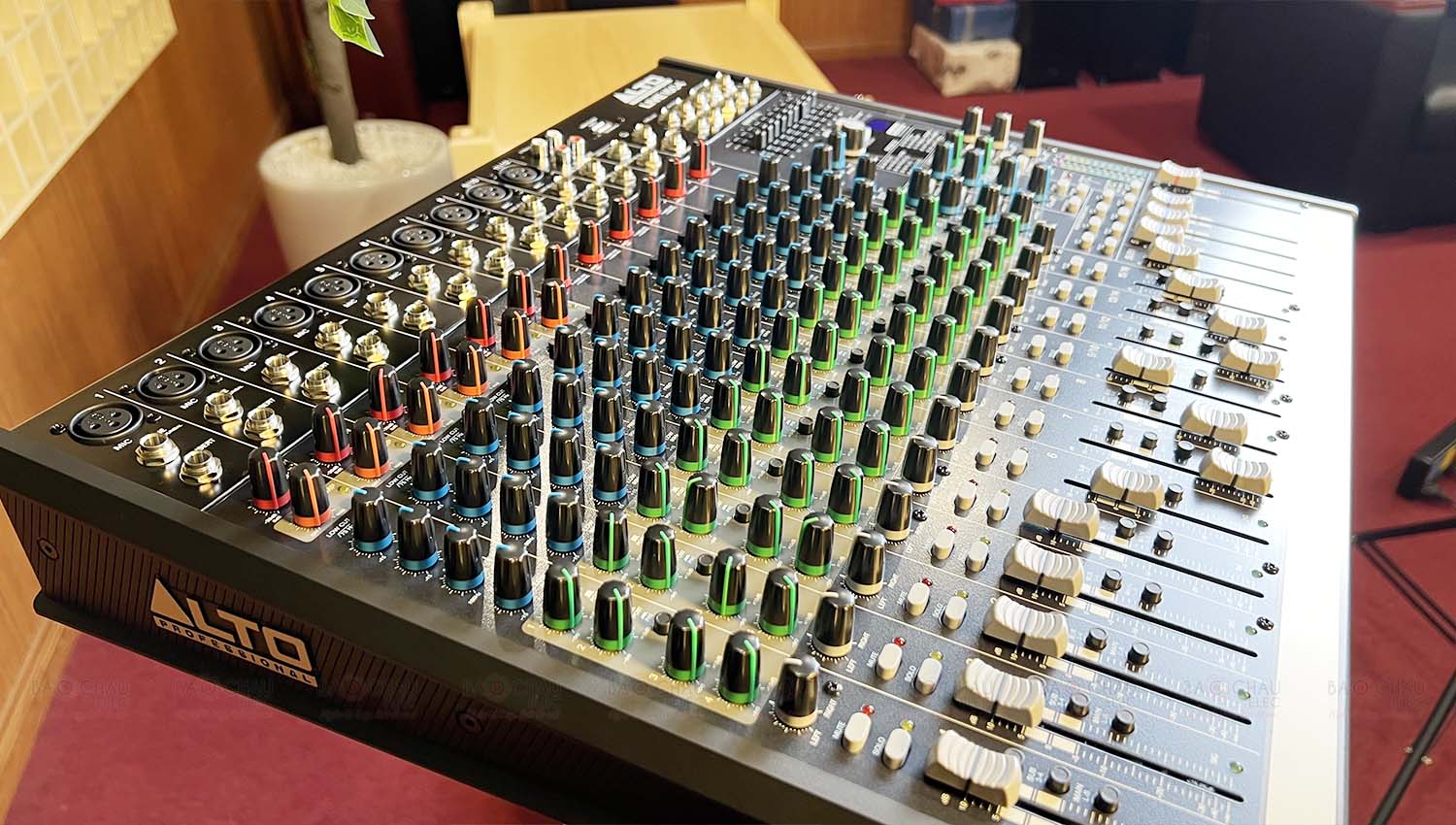 B&agrave;n Mixer Alto Live1604 (Mixer Analog,16k&ecirc;nh/4bus)