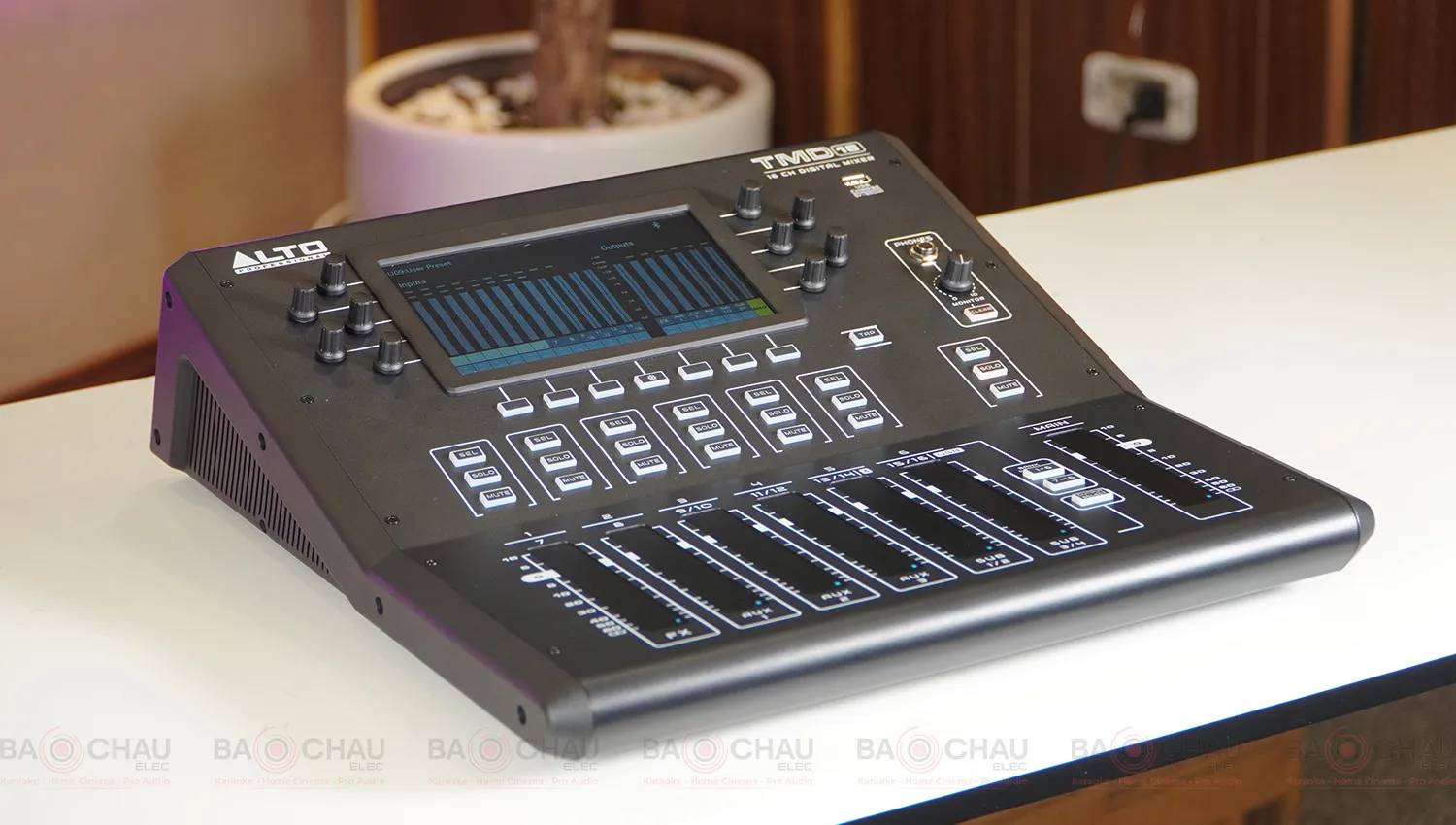 B&agrave;n mixer Alto TMD16