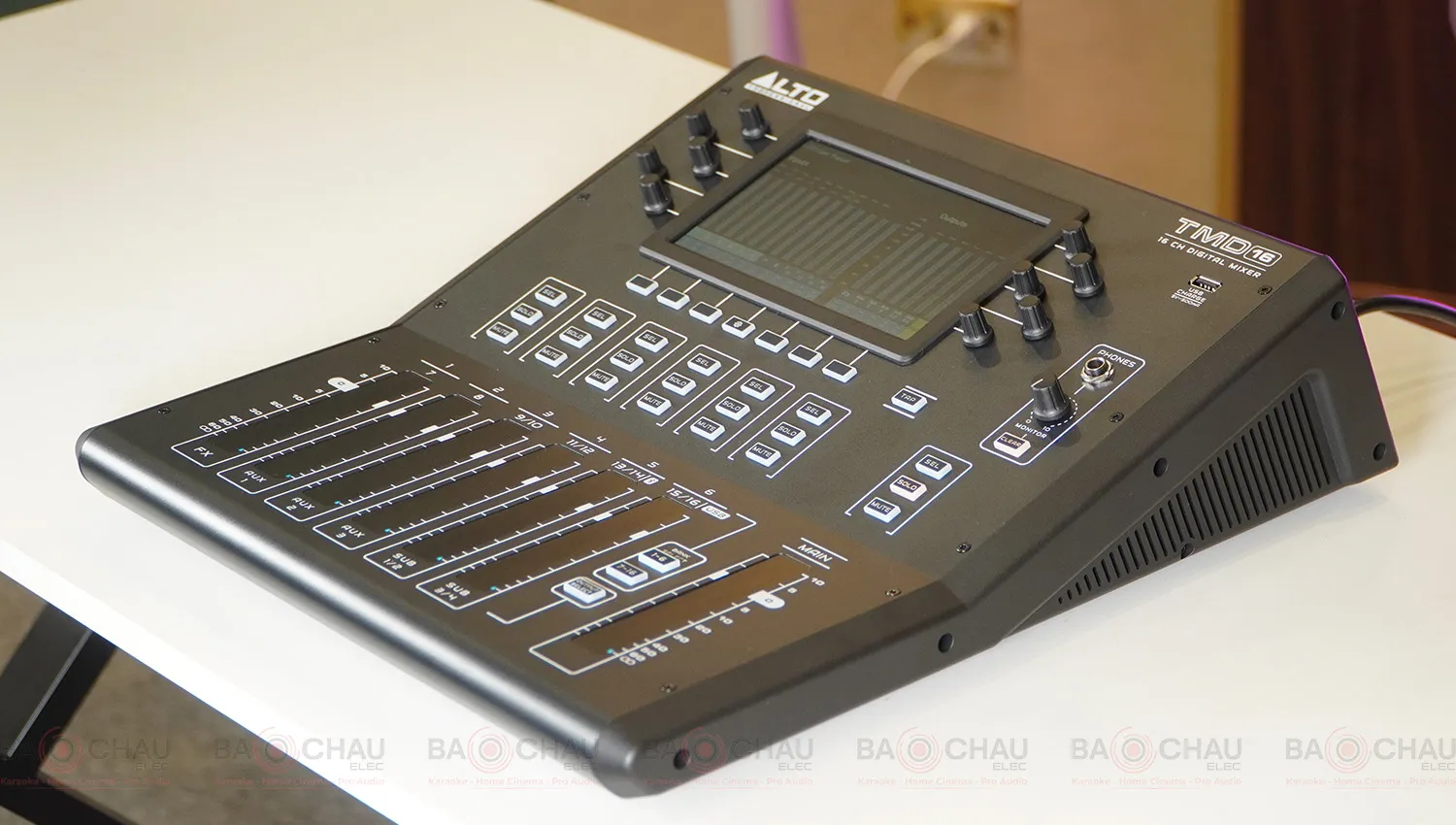 B&agrave;n mixer Alto TMD16