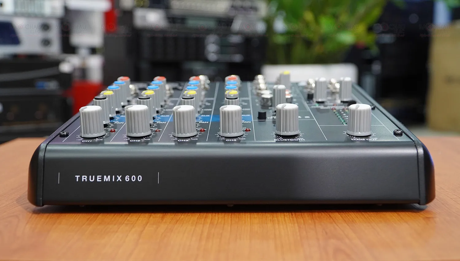 Bàn Mixer Alto TrueMix 600