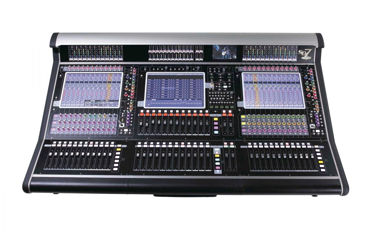 B&agrave;n mixer DiGiCo SD7
