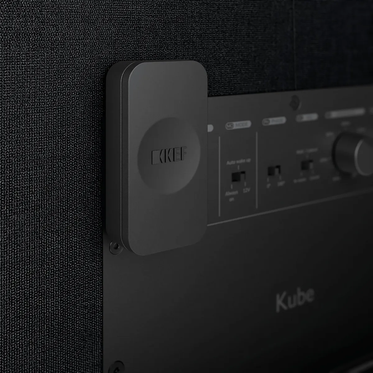 Bộ chuyển đổi không dây Loa siêu trầm KEF KW1 TX/RX
