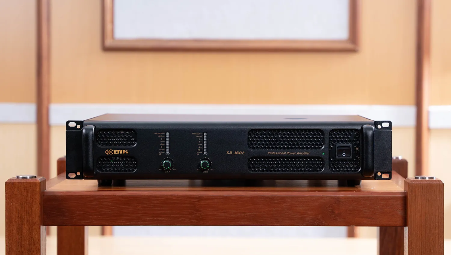 Cục đẩy công suất 2 kênh BIK CA-J602