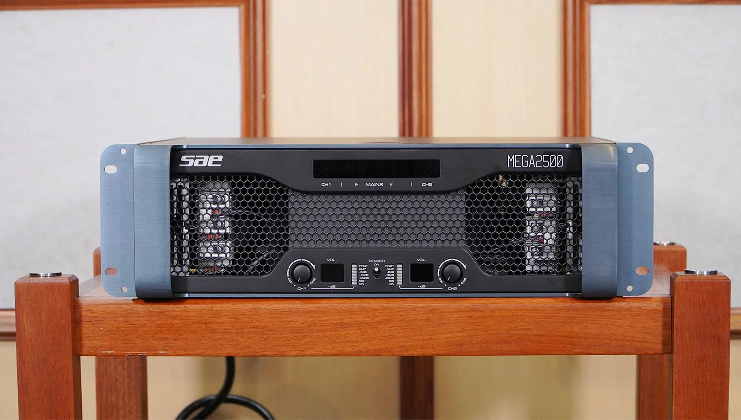 Cục đẩy c&ocirc;ng suất SAE MEGA2500