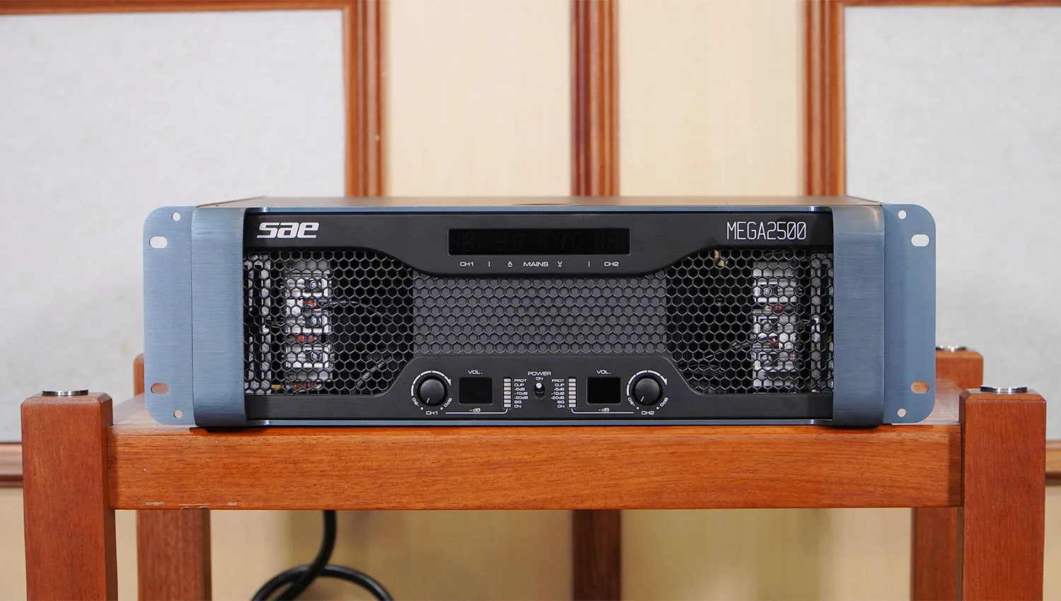 Cục đẩy công suất SAE MEGA2500