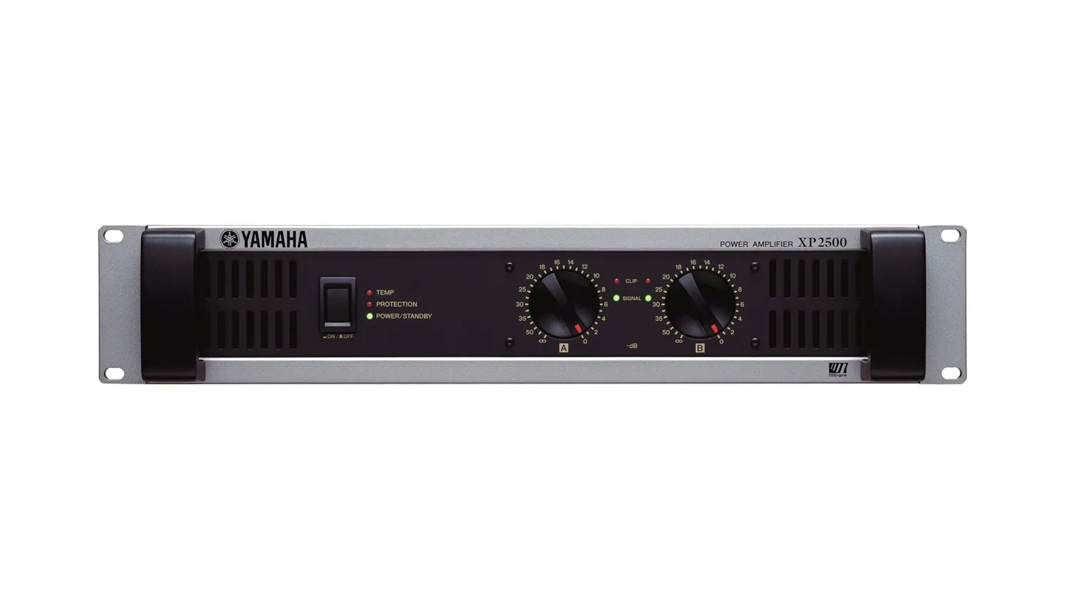 Cục đẩy công suất Yamaha XP2500