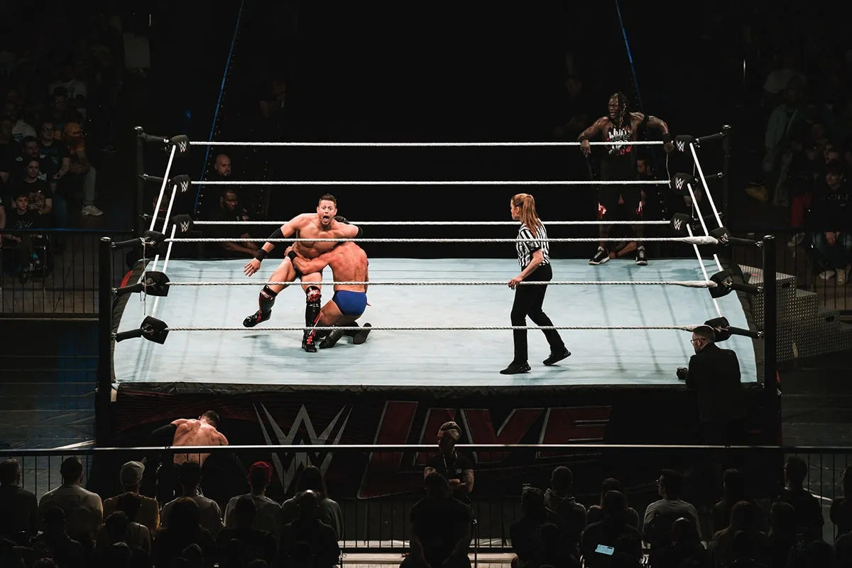 Lắp đặt cấu hình âm thanh dBTechnologies cho nhà thi đấu Unipol Arena tại Ý