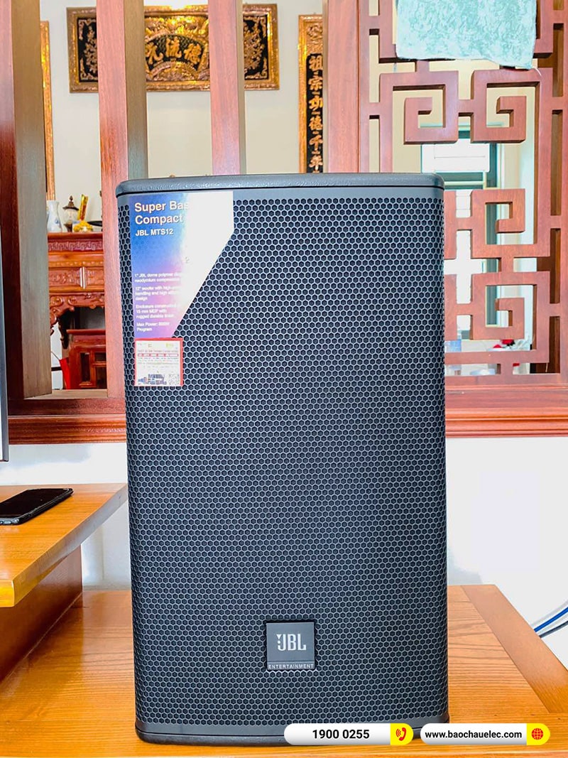Lắp đặt d&agrave;n karaoke JBL hơn 62tr cho anh Hưng tại Bắc Giang