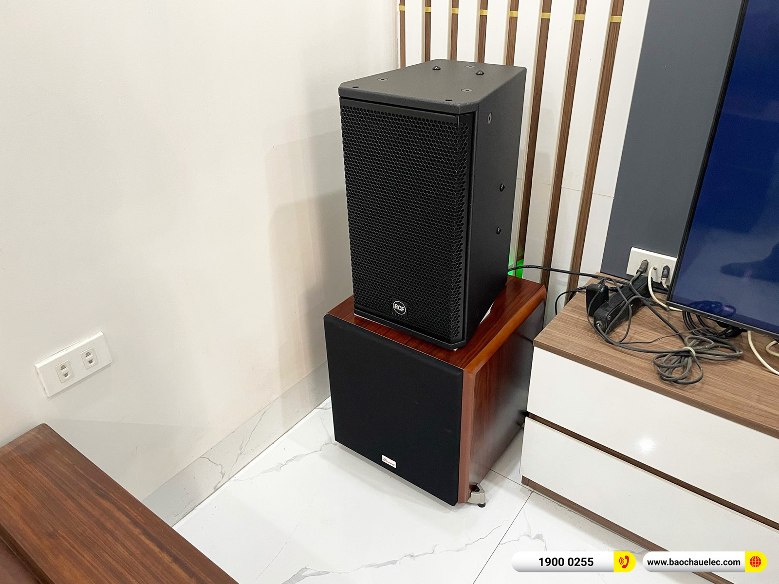 Lắp đặt d&agrave;n karaoke RCF hơn 47tr cho chị Thảo tại H&agrave; Nội