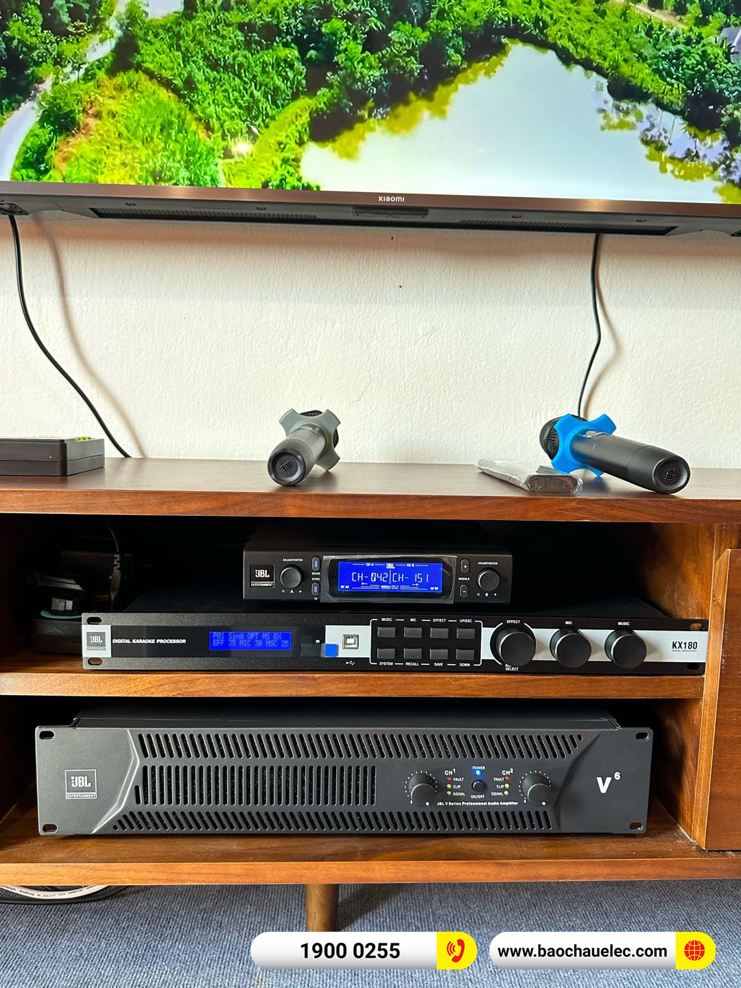 Lắp đặt d&agrave;n karaoke JBL hơn 68tr cho anh Hưng tại H&agrave; Nội