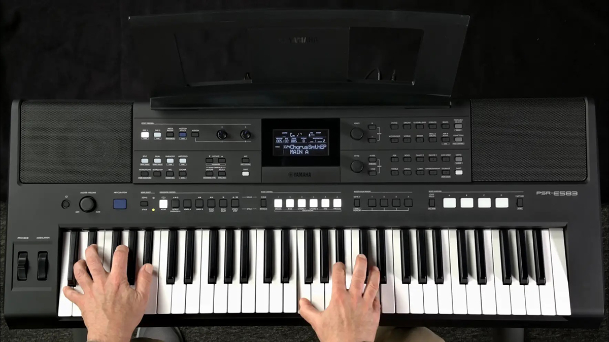 Đàn Organ Yamaha PSR-E583