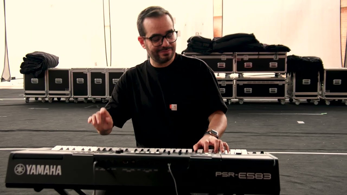 Đàn Organ Yamaha PSR-E583