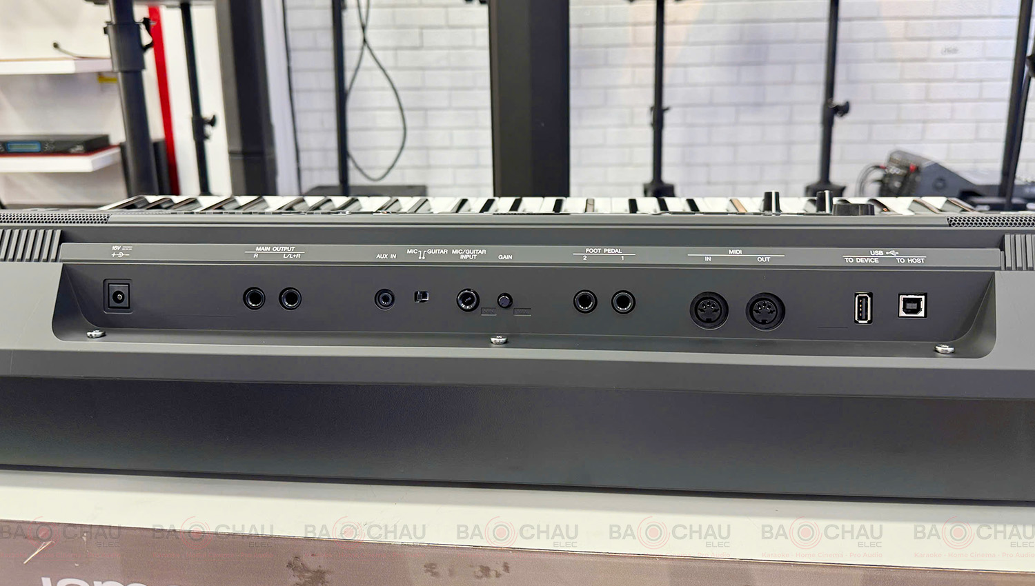 Đ&agrave;n organ Yamaha PSR-SX720