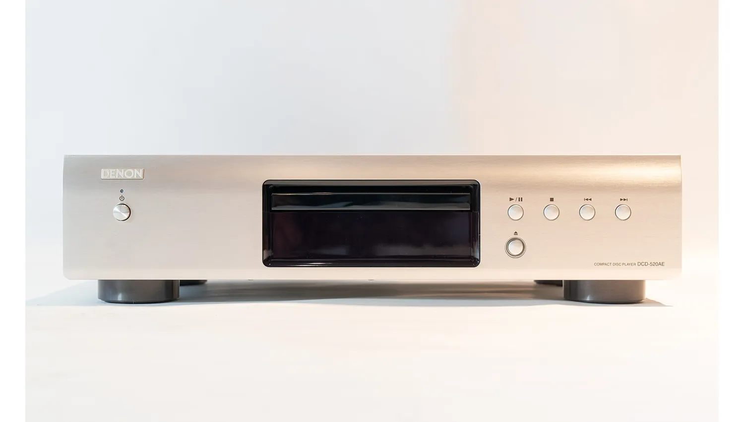 mặt trước Đầu Denon DCD-520AE