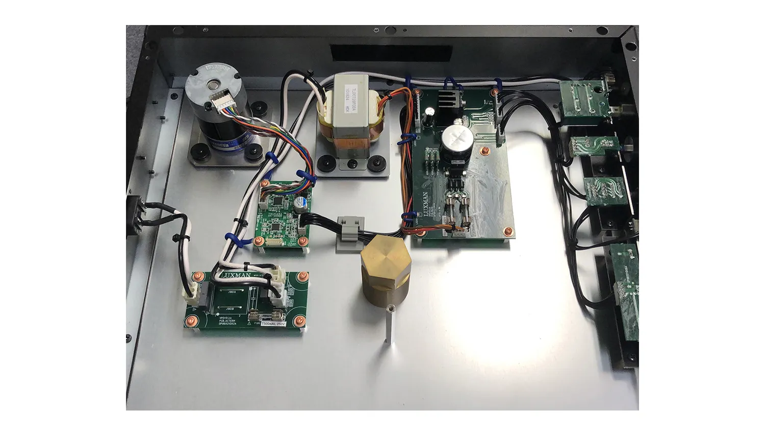 bo mạch Đầu đĩa than Luxman PD-151