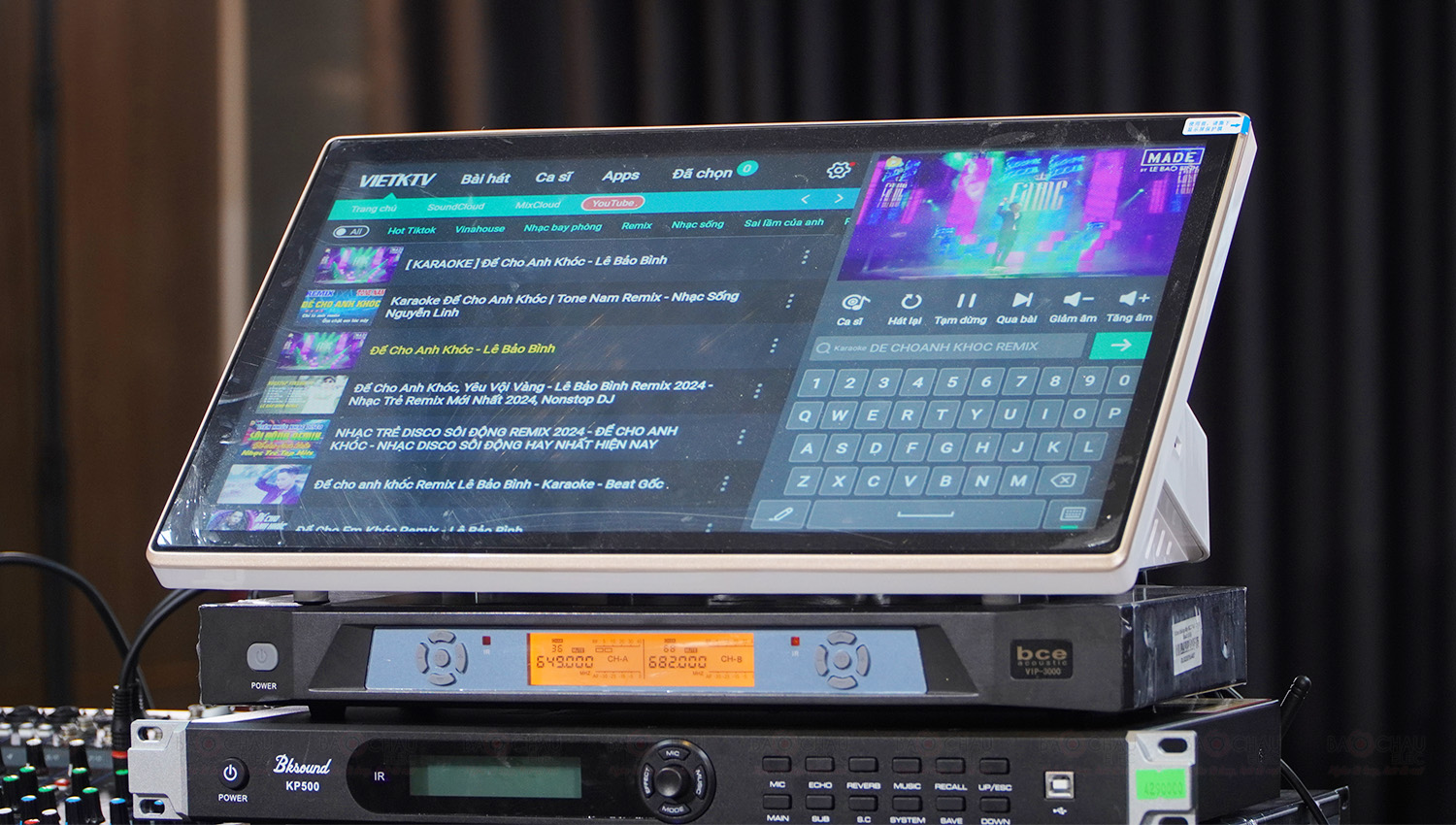 Đầu liền màn VietKTV AIO20