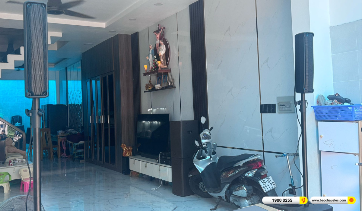 Lắp đặt d&agrave;n karaoke di động RCF hơn 73tr cho anh Vũ tại TP HCM