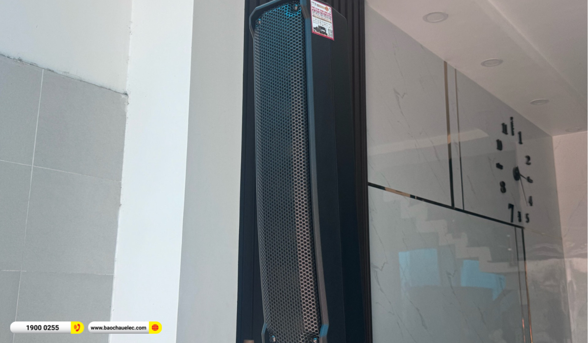 Lắp đặt d&agrave;n karaoke di động RCF hơn 73tr cho anh Vũ tại TP HCM
