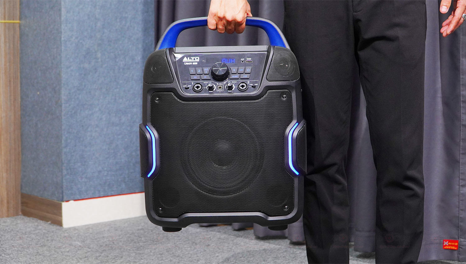 Loa Kéo Di Động (Xách Tay) Alto Uber FX2