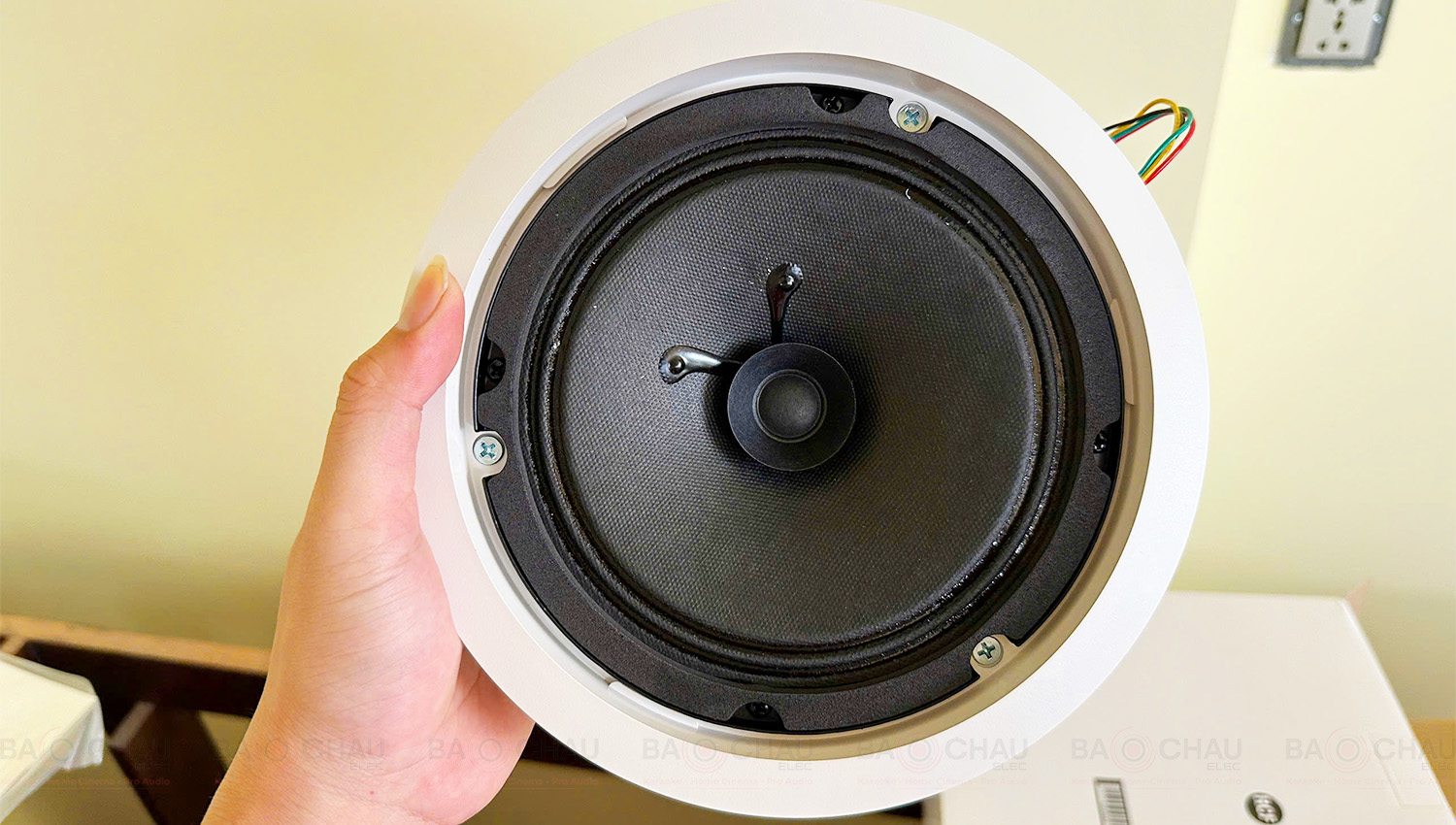 Loa âm trần RCF PL 60